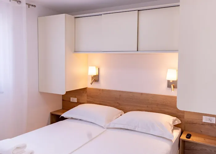 Arti Homes Rab 4*