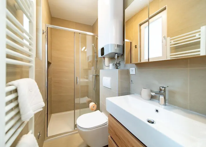 Affittacamere Arti Homes Rab 4*