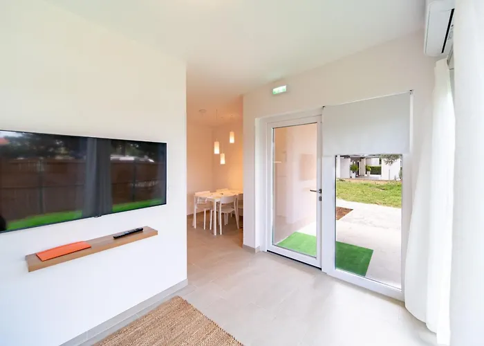 Arti Homes Rab 4*