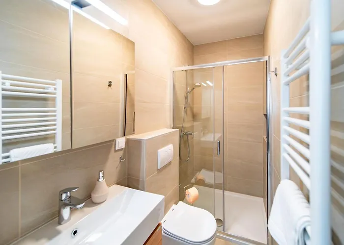 Arti Homes Rab 4* Banjol