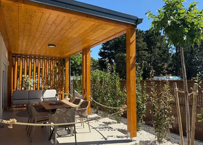 Arti Homes Rab Affittacamere 4*
