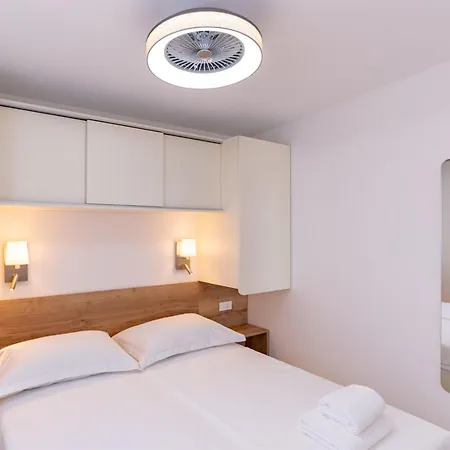 Gæstehus Arti Homes Rab 3*