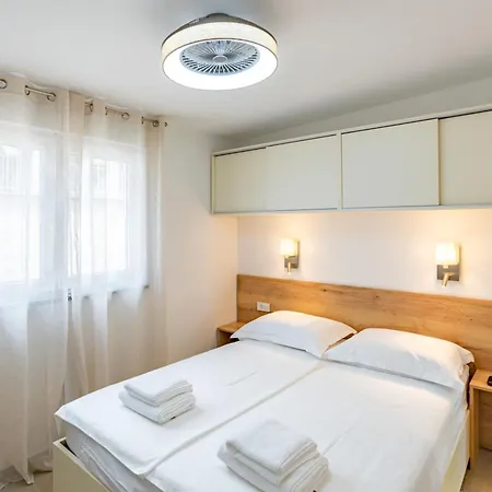 ゲストハウス Arti Homes Rab